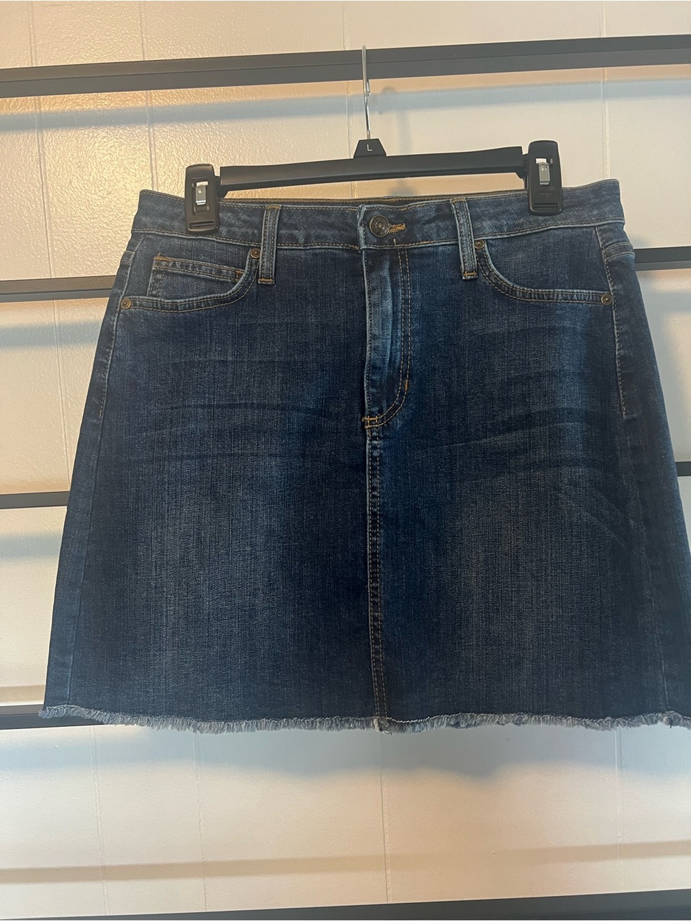 Just Black Women’s Size Medium Denim Mini Skirt, EUC